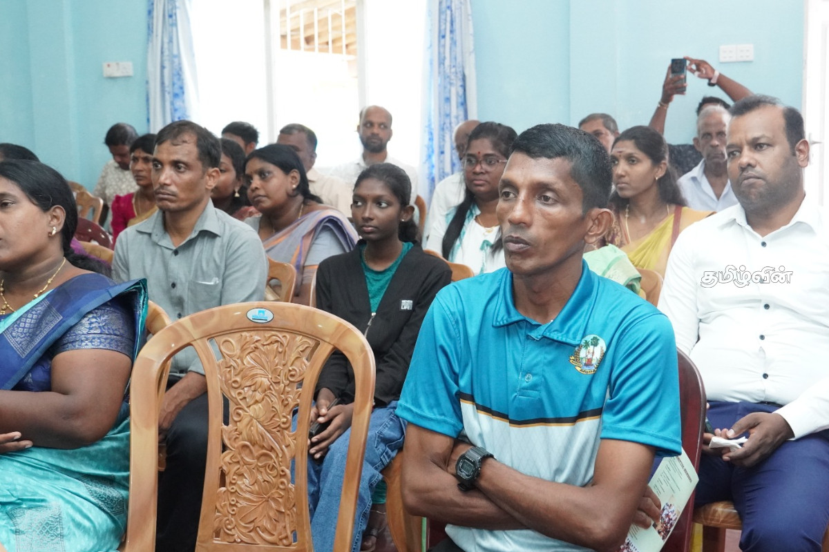 பதவி என்பது கதிரையில் இருப்பதற்காகக் கிடைப்பதல்ல.. வடக்கு மாகாண ஆளுநர் வலியுறுத்தல் | Northern Province Governor S Insistence