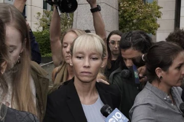 துப்பாக்கி முனையில் கடத்தப்பட்டதாக நாடகமாடிய பெண்ணுக்கு ஏற்பட்ட நிலை