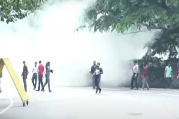 பேராதனை பல்கலைக்கழக மாணவர்கள் மீது கண்ணீர் புகைக்குண்டு தாக்குதல்!