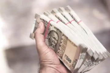 SBI Special FD திட்டத்தில் ரூ.1 லட்சம் முதலீடு செய்தால்.., 3 ஆண்டுகளில் திரும்ப கிடைக்கும் தொகை எவ்வளவு?