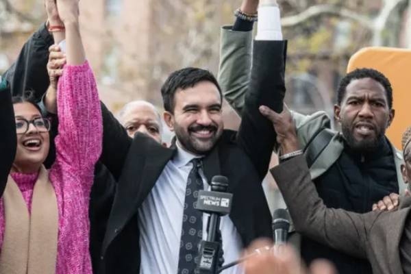 நிறைய இழக்க நேரிடும் என மம்தானிக்கு நேரடியாக எச்சரிக்கை விடுத்த டிரம்ப் | Trump Warns Sohran Mamtani நிறைய இழக்க நேரிடும் என மம்தானிக்கு நேரடியாக எச்சரிக்கை விடுத்த டிரம்ப் | Trump Warns Sohran Mamtani