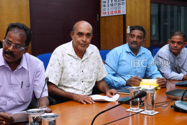 ஆசிரியர் இடமாற்ற விவகாரம் - ஆளுநரை சந்தித்த தமிழர் ஆசிரியர் சங்கம் | Government School Teacher Transfer Issue