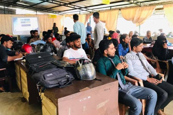 திருகோணமலையில் இளைஞர் - யுவதிகளுக்கு கிடைத்த அரிய வாய்ப்பு! | Trincomalee Young Man And Woman Career Market