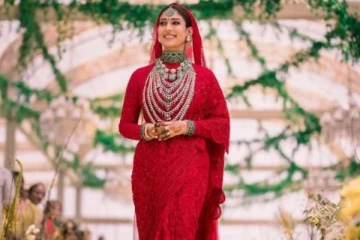 நடிகை நயன்தாராவின் திருமண புடவையில் மறைந்திருக்கும் ரகசியங்கள்- என்னென்ன தெரியுமா?