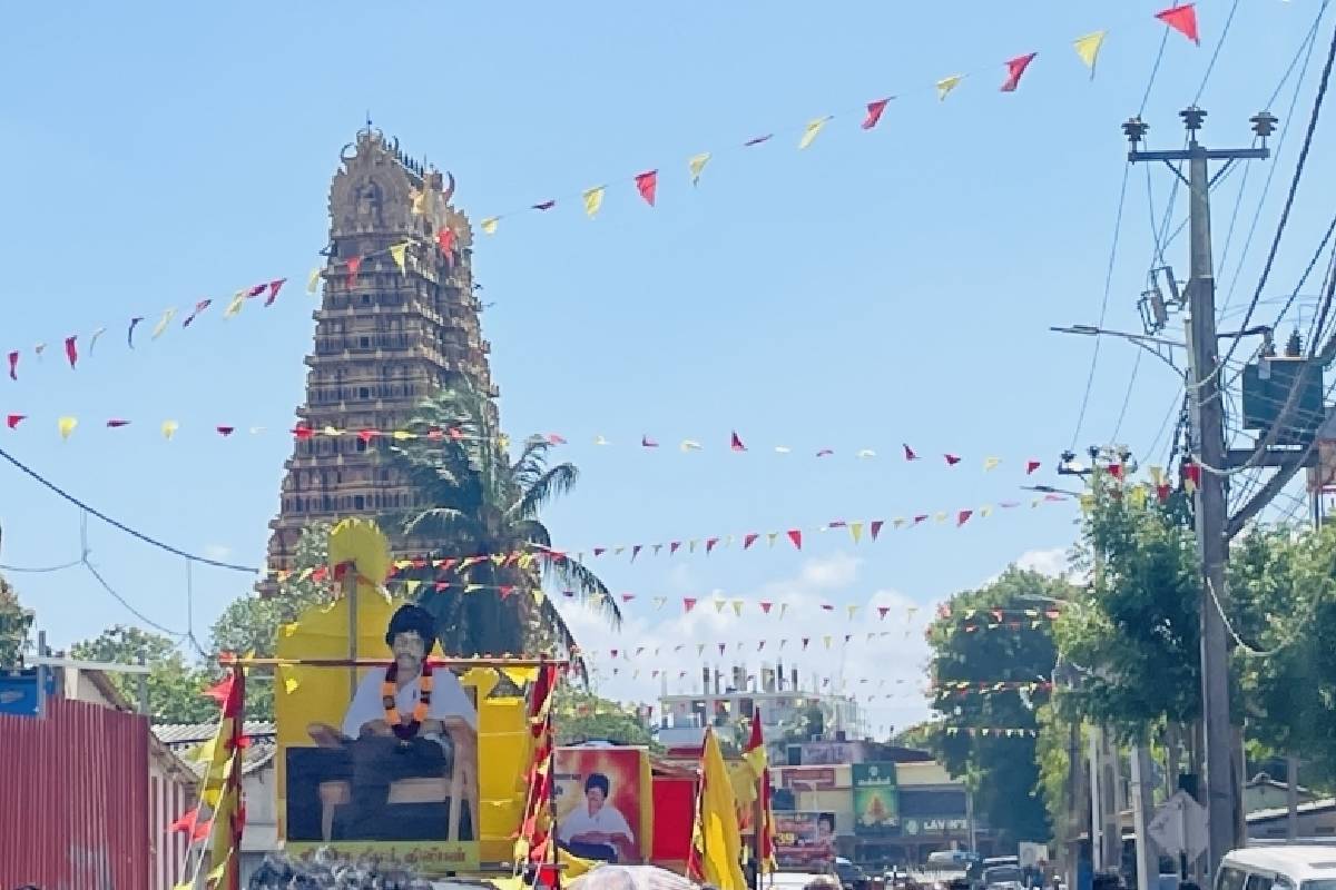 தியாக தீபம் திலீபனின் நினைவிடத்தில் தூக்கு காவடி எடுத்து அஞ்சலி | Thookku Kavadi Tribute At Thileepan S Memorial