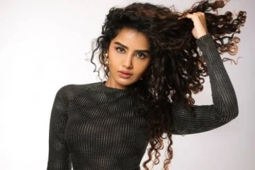 டிராகன் படத்தில் நடித்துள்ள நடிகை அனுபமா பரமேஸ்வரனின் லேட்டஸ்ட் போட்டோஸ்