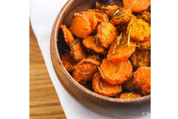 மாலை நேரத்தில் மொறு மொறுப்பான கேரட் சிப்ஸ் - செய்வது எப்படி? | How To Make Carrot Chips In Tamil