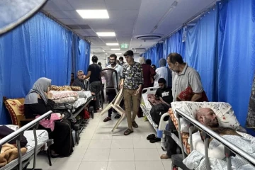 காசாவில் தாக்குதல் நடத்தும் இஸ்ரேல் : பொதுமக்களுக்கு ஏற்பட்டுள்ள அவல நிலை