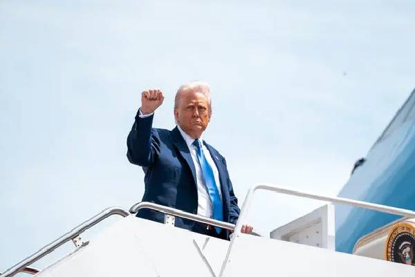 இவர்களுக்கு அதிக முன்னுரிமை... ரத்தாகும் TPS: ட்ரம்பின் புதிய அகதி அந்தஸ்து திட்டம் | Trump Refugee Admissions Priority For இவர்களுக்கு அதிக முன்னுரிமை... ரத்தாகும் TPS: ட்ரம்பின் புதிய அகதி அந்தஸ்து திட்டம் | Trump Refugee Admissions Priority For