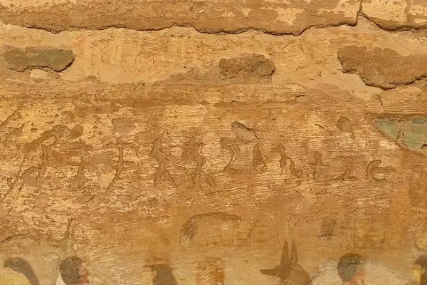 பிரமிடு கல்லறைகளில் தமிழ் - 2000 ஆண்டுகள் பழமையான கல்வெட்டுகள் கண்டுபிடிப்பு | 2000 Year Old Tamil Brahmi Script Discovered Egypt பிரமிடு கல்லறைகளில் தமிழ் - 2000 ஆண்டுகள் பழமையான கல்வெட்டுகள் கண்டுபிடிப்பு | 2000 Year Old Tamil Brahmi Script Discovered Egypt