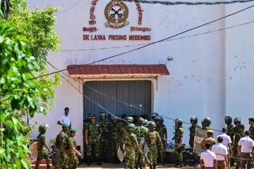 "බන්ධනාගාරයේ පැහැදිලි කිරීම් අපිට වැඩක් නෑ" - නිලධාරීන් හැරී ගිය වැලිකඩ සිද්ධිය ගැන මානව හිමිකම් කොමිසමෙන් දැඩි කනස්සල්ලෙන්