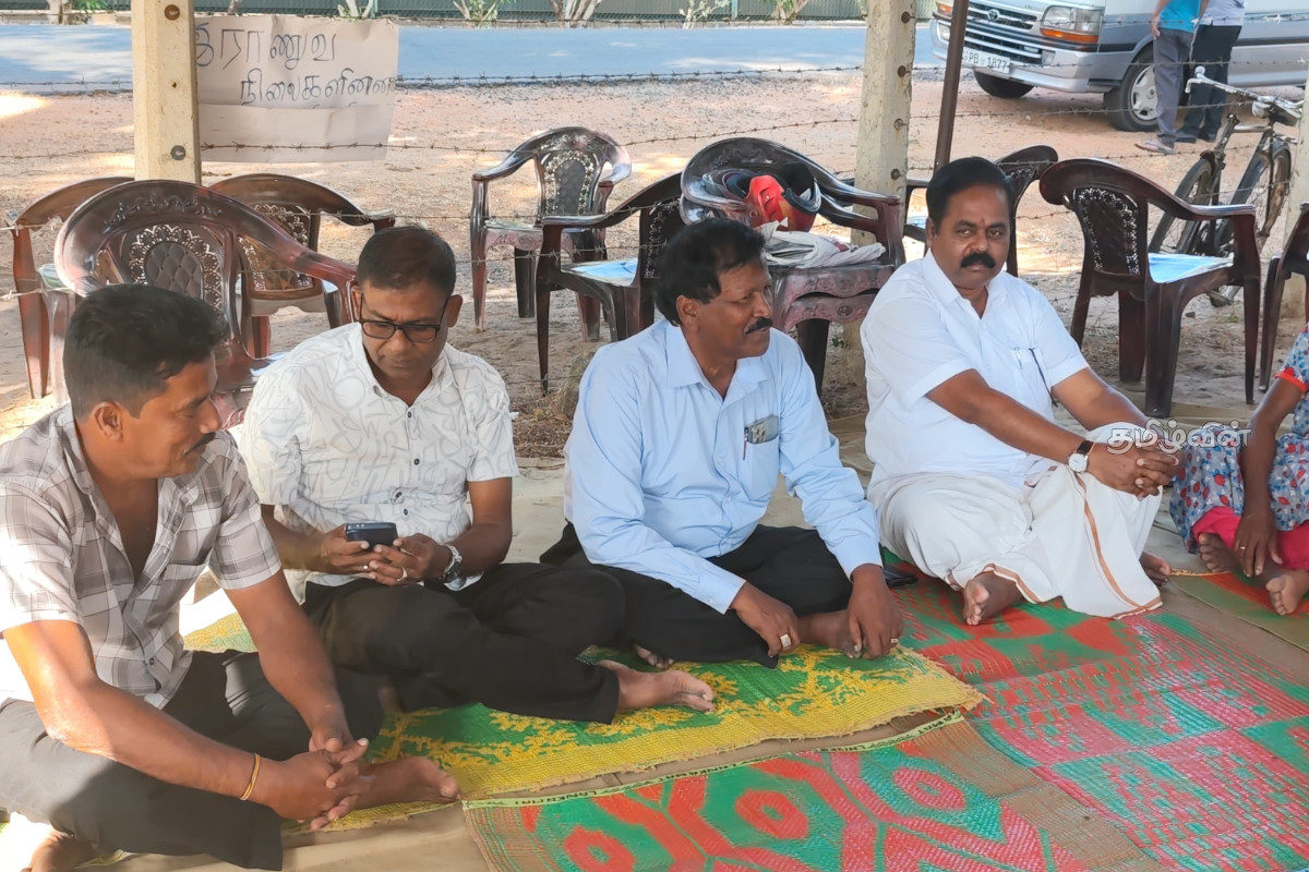 காணி விடுவிப்பை வலியுறுத்தி கேப்பாப்பிலவு மக்கள் தொடர் போராட்டம் | Keppapulavu Peoples Protest Release Of Their Lands காணி விடுவிப்பை வலியுறுத்தி கேப்பாப்பிலவு மக்கள் தொடர் போராட்டம் | Keppapulavu Peoples Protest Release Of Their Lands