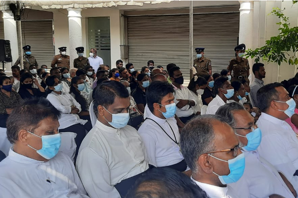 ஈஸ்டர் தாக்குதலின் உண்மையை மறைக்கும் சிறப்பு அதிகாரம் படைத்தவர் | Easter Attack Srilanka Cover Up Truth