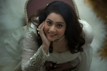 புத்தாண்டில் நடிகை மீனா கொடுத்த அழகிய போட்டோஷூட்