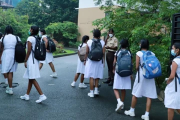 ஆசிரியர் சங்கம் பணிப்பகிஷ்கரிப்பு ; பாடசாலைகள் இயங்குமா?