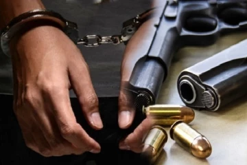 கொழும்பில் துப்பாக்கிகளுடன் இருவர் கைது!