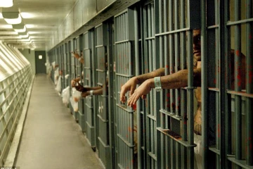 இலங்கையில் கைதிகளின் எண்ணிக்கை சடுதியாக உயர்வு