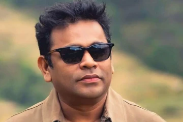 தலைவன் வேற ரகம்! மீசையுடன் ஏ.ஆர்.ரஹ்மான் வெளியிட்ட வைரல் புகைப்படம்