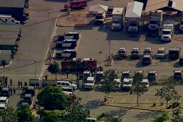 லொஸ் ஏஞ்சல்ஸில் கோர வெடி விபத்து! வெளியான பலி எண்ணிக்கை | Massive Explosion In Los Angeles