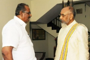 விக்னேஸ்வரன், மாவை சேனாதிராஜாவை தகுதியற்றவர் எனத் தெரிவித்திருக்கக் கூடாது!