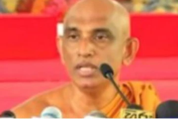 ජනාධිපති ගෝටාභයට නැවතත් සිංහල බෞද්ධ ඡන්දවලින් දිනන්න බෑ.. ඒක දන්න නිසා මුස්ලිම් ඡන්ද සොයනවා..