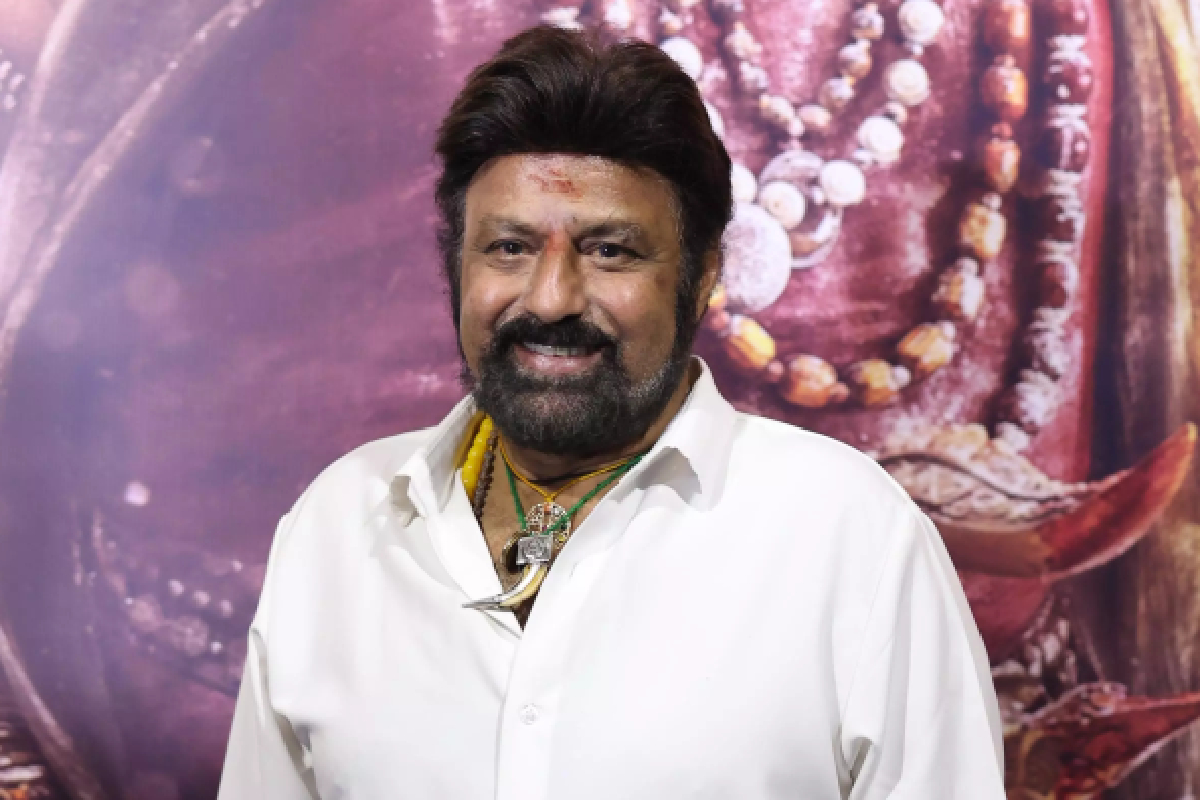 நடிகர் பாலகிருஷ்ணாவிற்கு 3 மணி நேரமாக நடந்த அறுவை சிகிச்சை.. இப்போது எப்படி இருக்கிறார் | Balakrishna Three Hour Knee Surgery Successfull