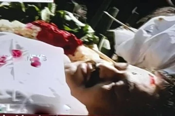 நடிகர் விவேக்கின் இறுதி ஊர்வலம் தொடக்கம்! 78 குண்டுகள் முழங்க காவல்துறை மரியாதையுடன் தகனம் செய்யப்படும் உடல்