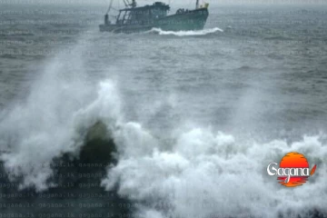 කැළඹෙන මුහුදු රළ නිසා ප්‍රදේශයක් විනාශයි - මුහුද රළු නිසා ධීවරයන් අනාථ වෙයි