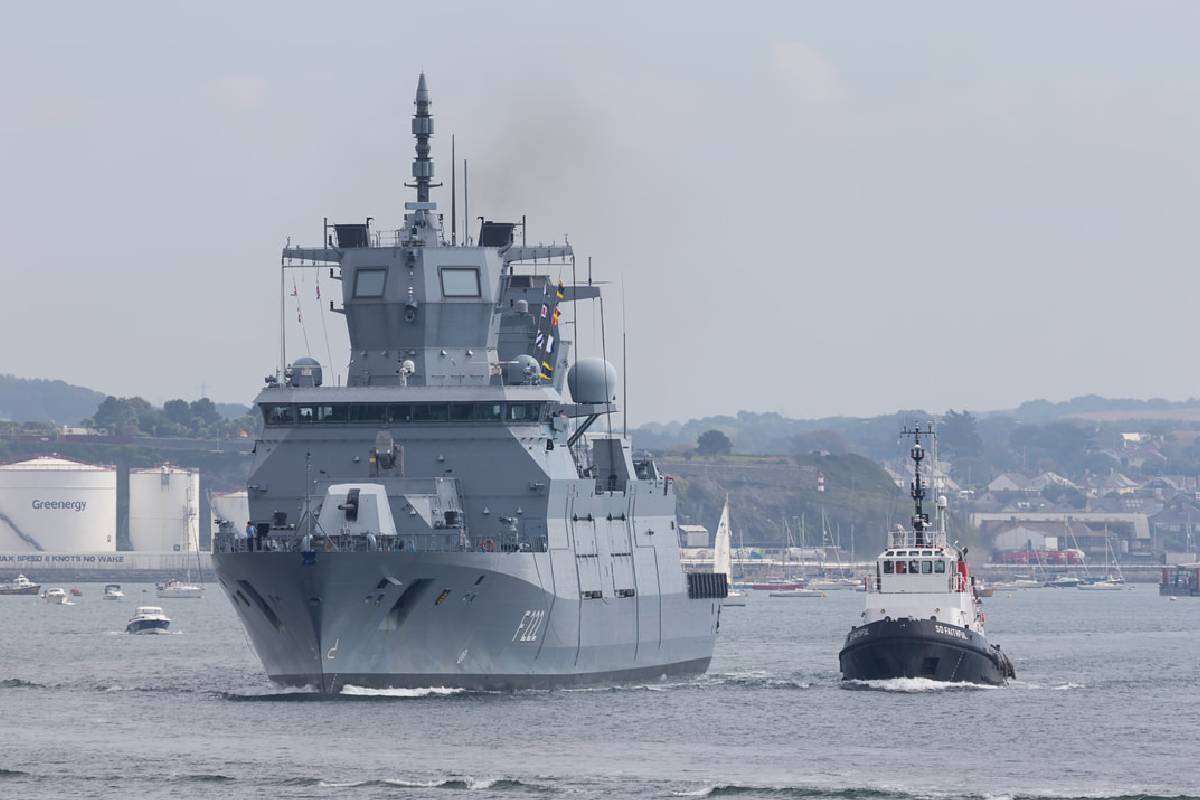 இராணுவத் தளங்களை மூடுக... வெளிநாட்டில் பிரித்தானியாவிற்கு எதிராக வெடித்த மக்கள் போராட்டம் | Cyprus Protesters British Bases