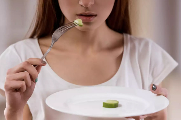 ரோஜாப்பூவில் இத்தனை ஆரோக்கிய நன்மைகளா? | Rose Petal For Weight Loss