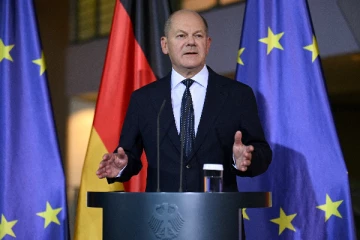 யேர்மனியில் ஆளும் கூட்டணியின் முறிவால் நடைபெற உள்ள தேர்தல்