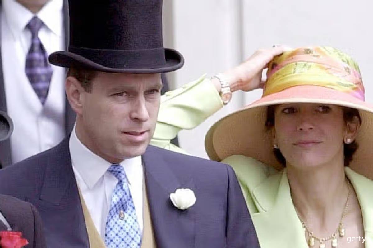 இளவரசர் ஆண்ட்ரூவுக்கு புதிய சிக்கல் | Trouble For Andrew Epstein Stay Balmoral Castle