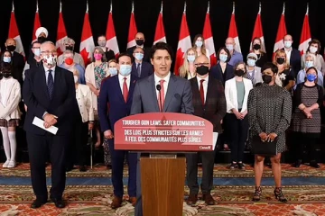 அமெரிக்கப் பள்ளி துப்பாக்கிச்சூடு சம்பவத்தைத் தொடர்ந்து கனடா பிரதமர் நடவடிக்கை