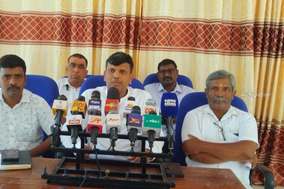 இராணுவ முகாம்களை அகற்ற வலியுறுத்தி செப்டெம்பரில் போராட்டம் - நகரபிதா பகிரங்க அழைப்பு | Protest In September Call For Public இராணுவ முகாம்களை அகற்ற வலியுறுத்தி செப்டெம்பரில் போராட்டம் - நகரபிதா பகிரங்க அழைப்பு | Protest In September Call For Public