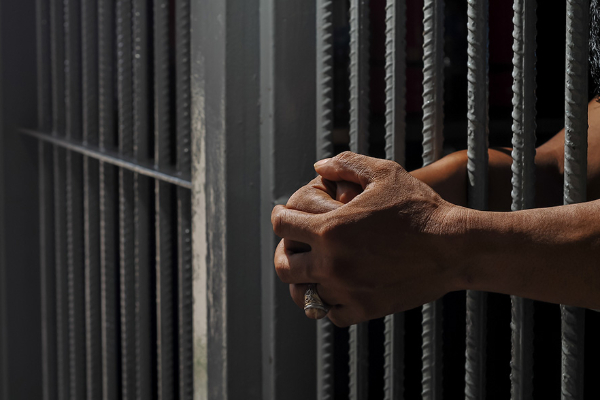 இந்த ஆண்டில் இதுவரையில் 425 பெண்களுக்கு சிறைத்தண்டனை | 425 Women Jailed During This Yea