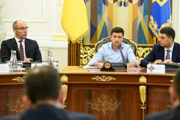 உக்ரைனின் முதன்மையான அரசியல்வாதி பட்டப்பகலில் படுகொலை | Ukrainian Politician Gunned Down