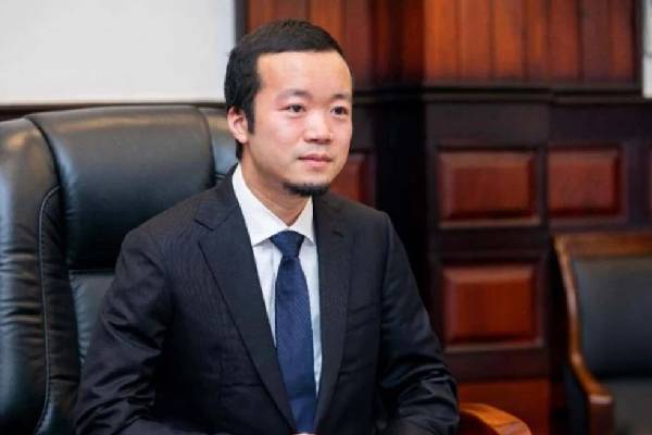 பிரித்தானியா, அமெரிக்கா தடை: சீனாவுக்கு நாடு கடத்தப்பட்ட பிரின்ஸ் குழுமத்தின் நிறுவனர் | Prince Group Founder Extradited