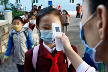 நாளுக்குநாள் வட கொரியா மக்களை புரட்டி போடும் கொரோனா!