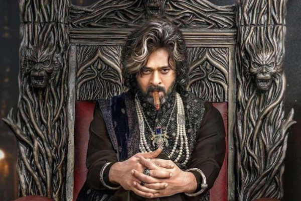 பிரபாஸ் நடித்துள்ள ராஜா சாப் படத்தை நிராகரித்த இரண்டு முன்னணி நடிகர்கள்.. | Top Actors Rejected Raja Saab Movie