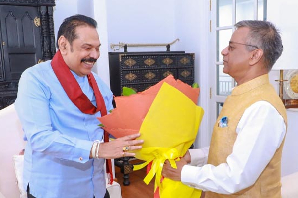 மகிந்தவை தேடிச் சென்று சந்தித்தார் இந்திய தூதுவர் | Indian Ambassador Met Mahinda
