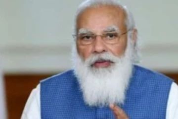 "மம்தாஜி என் தலையில் மிதிக்கட்டும்,ஆனால் மக்களின் கனவுகளை மிதிக்க விடமாட்டேன்" - பிரதமர் மோடி பேச்சு