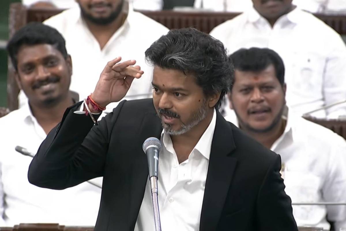 எங்க உங்க அப்பாவையே காணோம் - குட்டிக்கதை மூலம் சீண்டிய முதல்வர் விஜய் | Vijay Kutty Story In Assembly Your Daddy Missing எங்க உங்க அப்பாவையே காணோம் - குட்டிக்கதை மூலம் சீண்டிய முதல்வர் விஜய் | Vijay Kutty Story In Assembly Your Daddy Missing