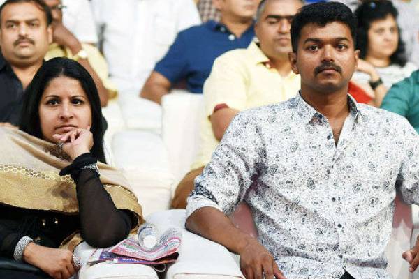 அட்லீ வீட்டு விழா, வாரிசு ஆடியோ வெளியீட்டிற்கு விஜய்யின் மனைவி சங்கீதா வராதது ஏன்? | Why Vijay Wife Sangeetha Not Participate In Varisu