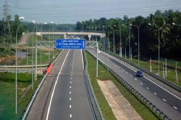 அதிவேக வீதியில் பயணிப்போருக்கான அறிவிப்பு | Notice To Travelers On Expressways