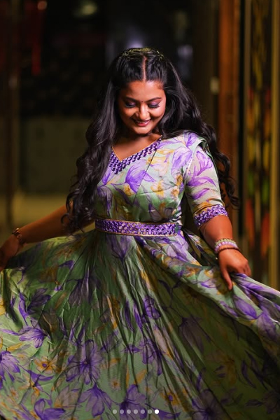 சிறகடிக்க ஆசை சீரியல் மீனாவா இது? மாடர்ன் உடையில் வெளியிட்ட புகைப்படம் | Siragadikka Aasai Actress Gomathi Priya Photos