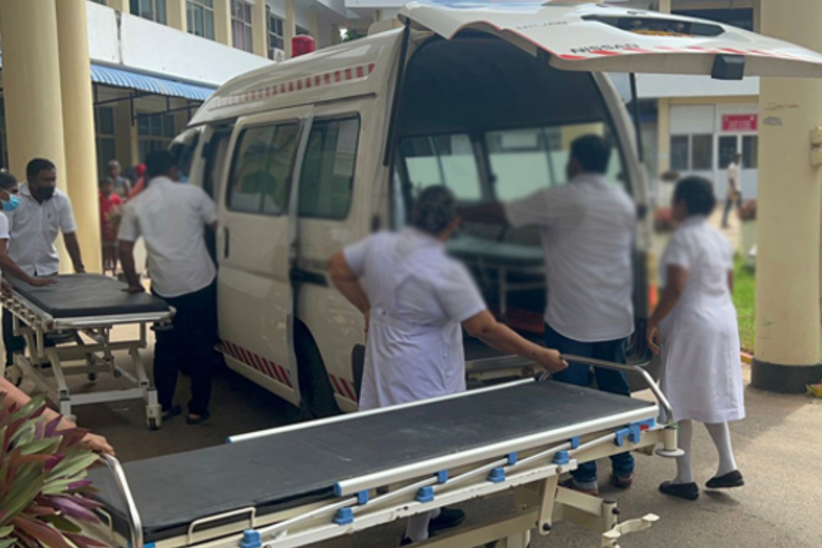 கோர விபத்துக்களில் இருவர் பலி - மூவர் படுகாயங்களுடன் வைத்தியசாலையில் | Two Killed Three Seriously Injured In Accidents