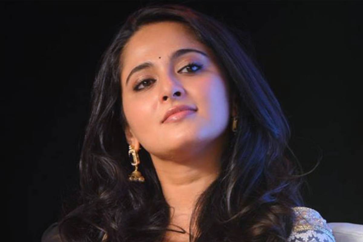 44 வயதில் நடிகை அனுஷ்காவுக்கு திருமணம் - மாப்பிளை யார் தெரியுமா? | Actress Anushka Gets Married Businessman 44 வயதில் நடிகை அனுஷ்காவுக்கு திருமணம் - மாப்பிளை யார் தெரியுமா? | Actress Anushka Gets Married Businessman