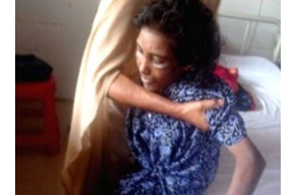 சிறுநீரை வாயால் சுத்தம் செய்ய வைத்த கொடூரம் - பாஜக பெண் பிரமுகர் கைது! | Bjp Leader Beating And Kicking Domestic Servant