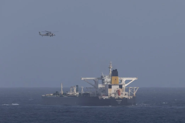 வெனிசுலாவின் மூன்றாவது எண்ணெய் கப்பலை துரத்தி வரும் அமெரிக்கா | Us Pursuing Third Venezuelan Oil Tanker