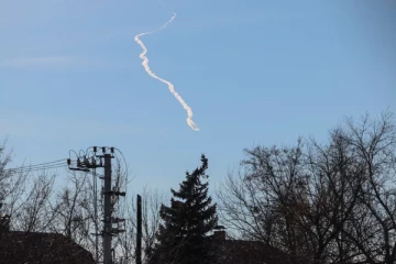 தலைநகருக்கு மேல் பறந்த 6 ரஷ்ய உளவு பலூன்கள்., சுட்டு வீழ்த்திய உக்ரைன்